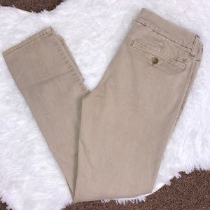 LIKE NEW American Eagle Khaki Stretch Skinny Pants